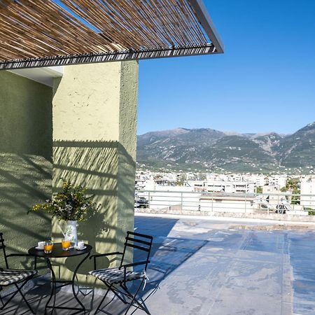 Skyhigh Haven Daire Kalamata Dış mekan fotoğraf